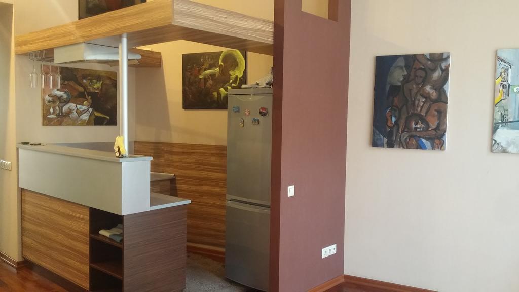 Aparthotel Na Dobu Lviv Exterior photo