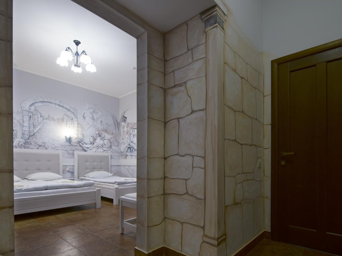 Aparthotel Na Dobu Lviv Exterior photo